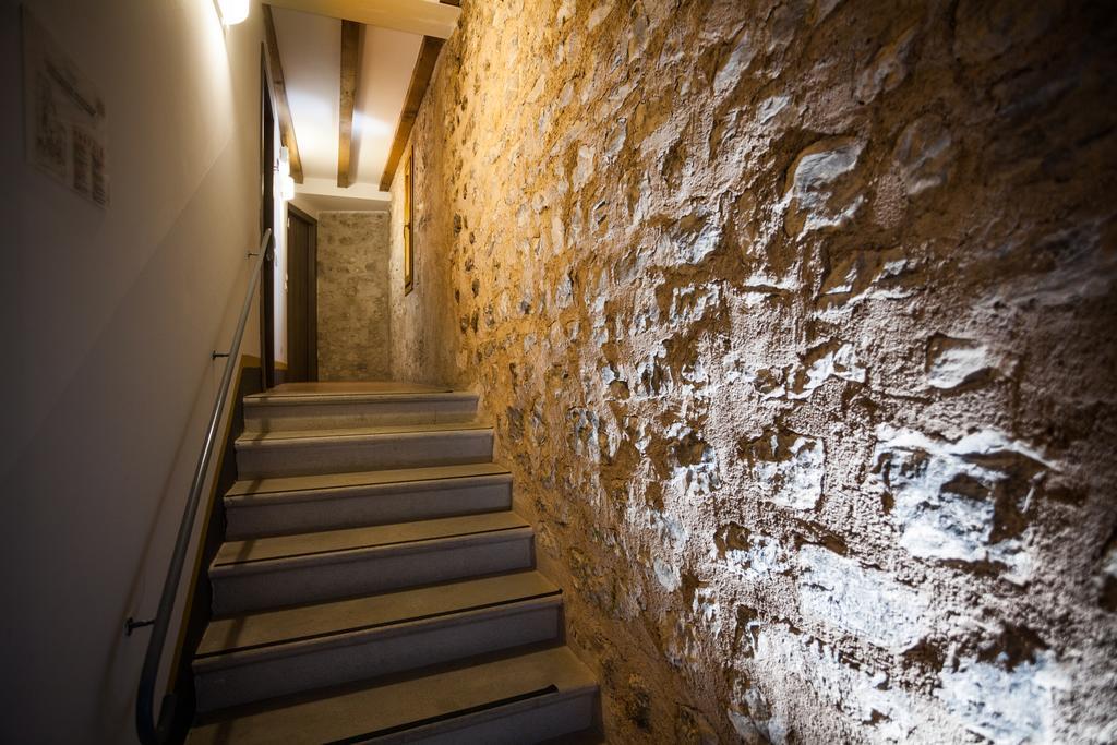 Hotel Portici - Romantik & Wellness Riva del Garda Ngoại thất bức ảnh